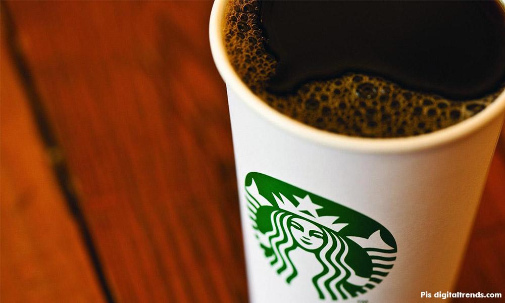 US woman sues Starbucks over ice in iced coffee