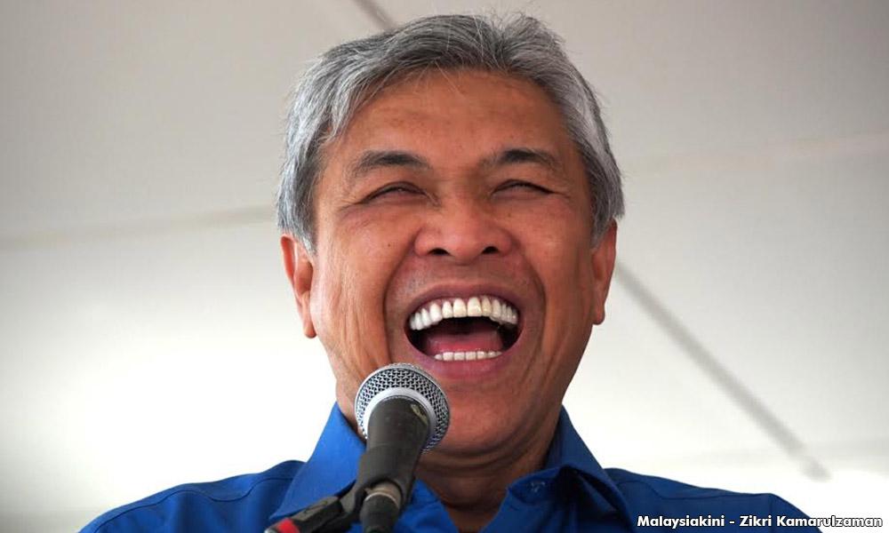 Barring Rosmah’s aide proves Rafizi gutless, claims Zahid