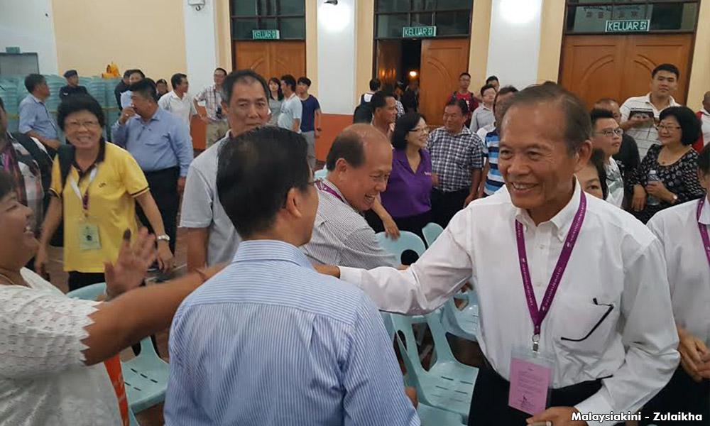 BN rasmi kekal kerajaan negeri Sarawak