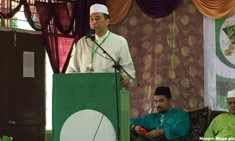 Sacked Husam delivers final address at PAS Kubang Kerian meet