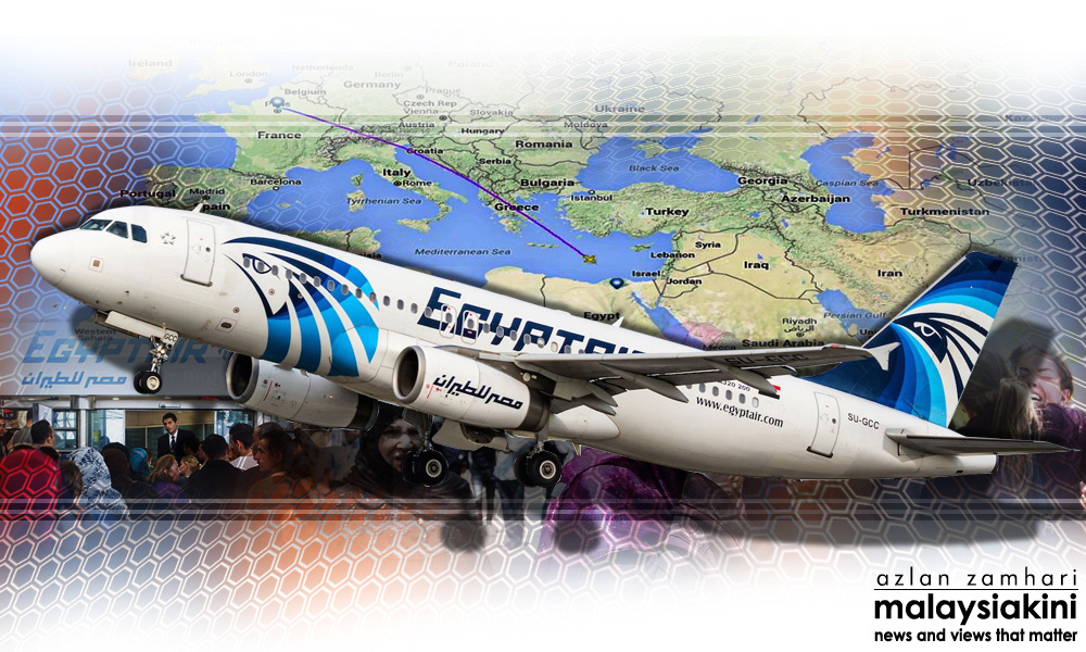Smoke reported on EgyptAir flight prior to crash