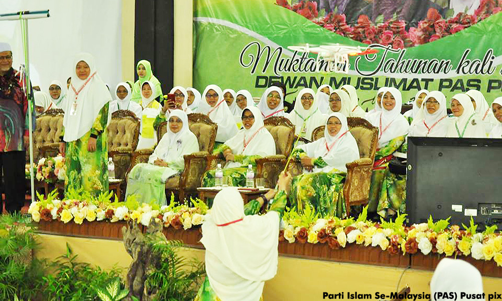 Muslimat PAS usul putus hubungan dengan PKR