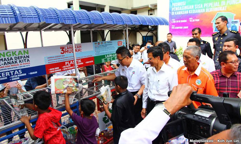 Fines for not separating waste a last resort, says minister