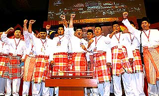 umno 2007 pemuda keris 061107 arrogant