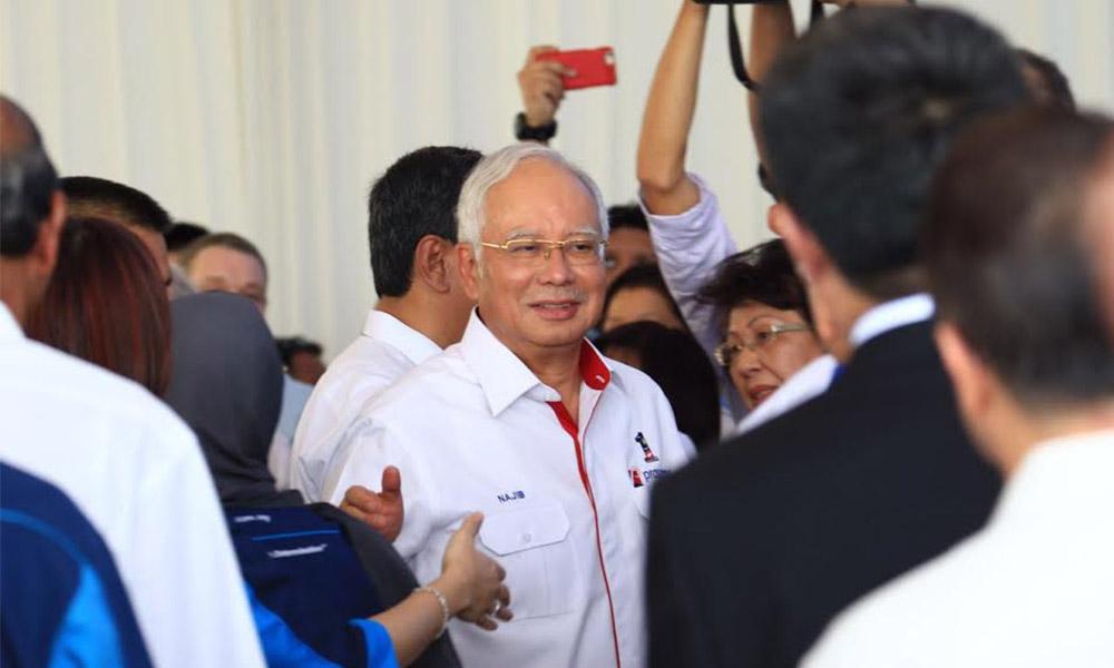 Dr M, two others list PM’s powers to influence 1MDB, RM2.6b probes