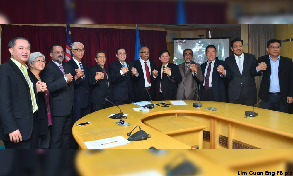 Opposition ceasefire up in smoke if Penang snap polls held, pundits warn