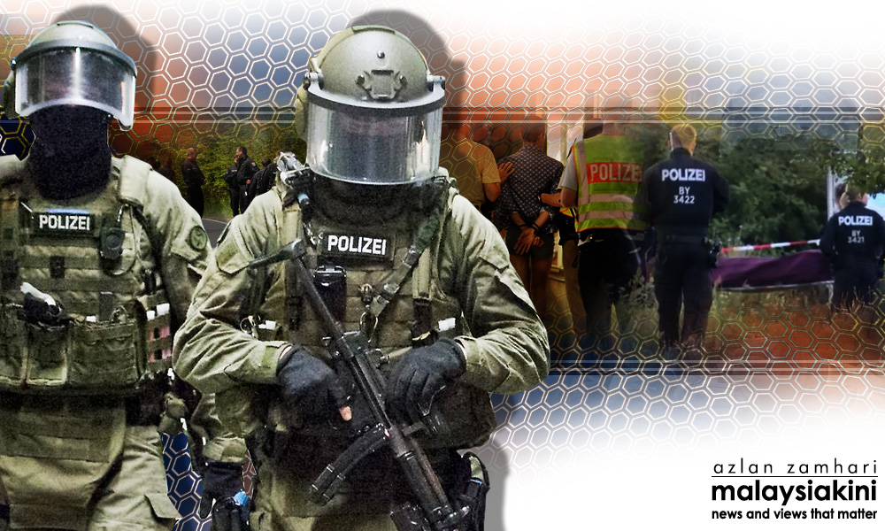 Suspect killed in apparent bomb attack in Bavaria