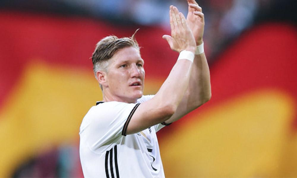 Schweinsteiger gantung but untuk Jerman