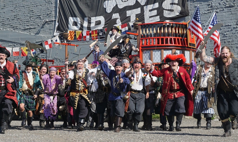 Batten down the hatches me mateys, a storm be a-brewing