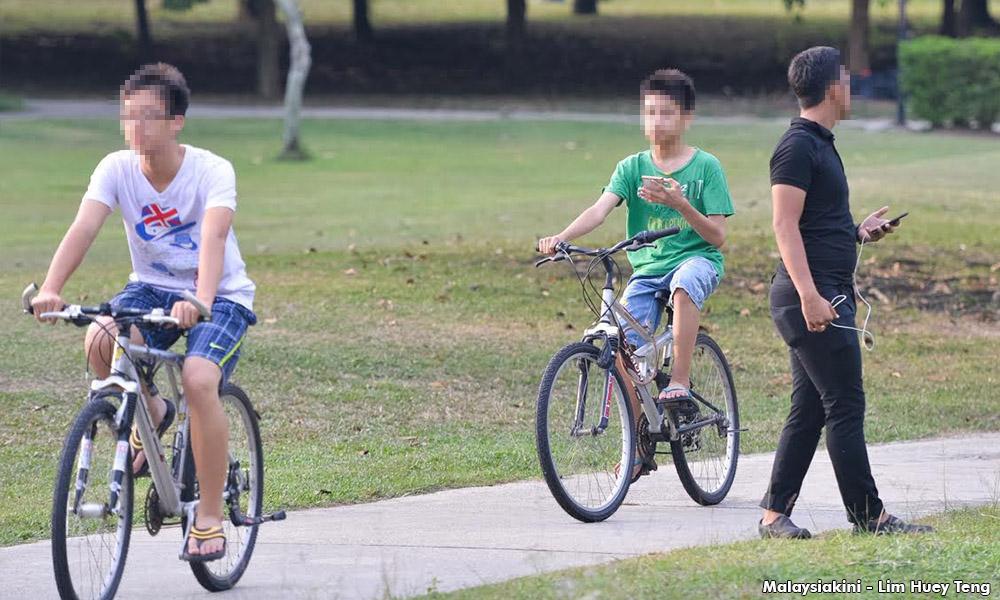 Crime analyst: No harm playing Pokemon Go, but exercise self-control