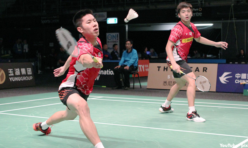 Shuttlers V Shem-Wee Kiong stun world number one pair to reach semi-finals