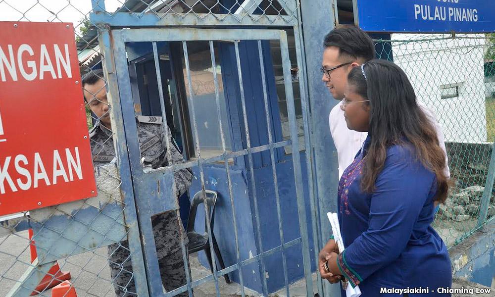 DAP lawmakers barred from entering Juru detention camp