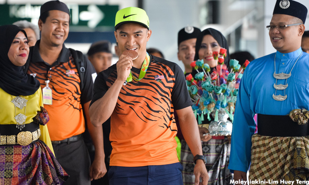 Azizulhasni gets a hero’s welcome, hopes to inspire others