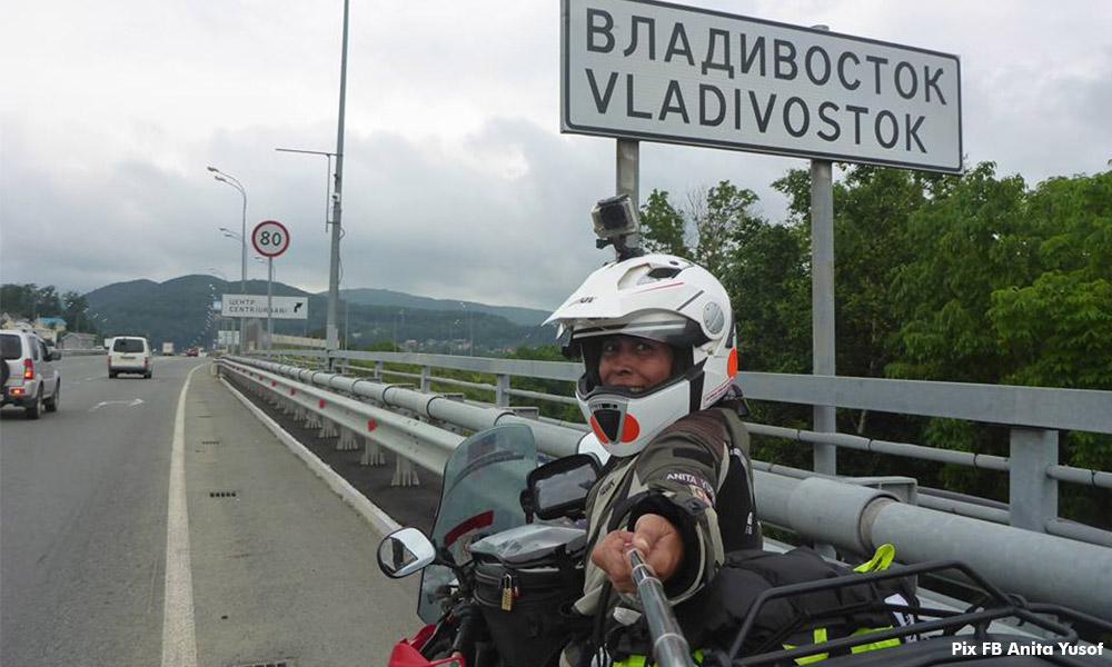 Thanks for the false hope, a woman biker now rams an MB