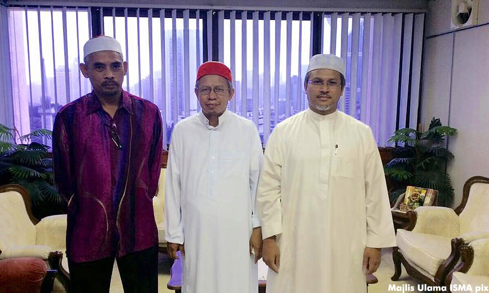 S'gor PAS Youth, Isma support FT mufti over Act 355