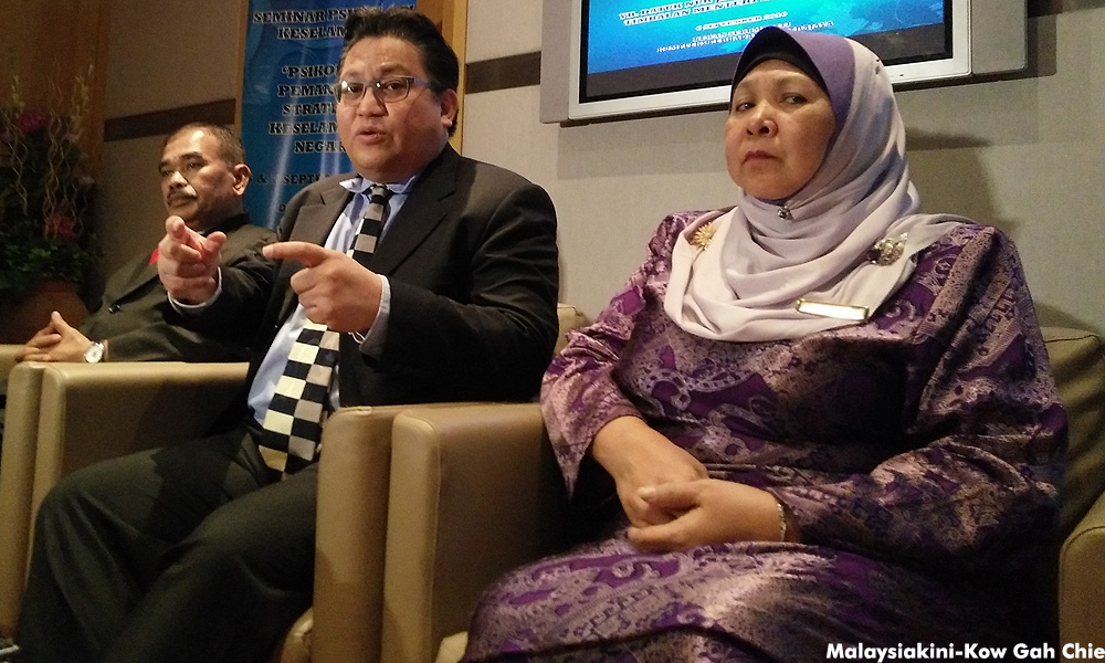Nur Jazlan denies inviting Surendran to stay in prison
