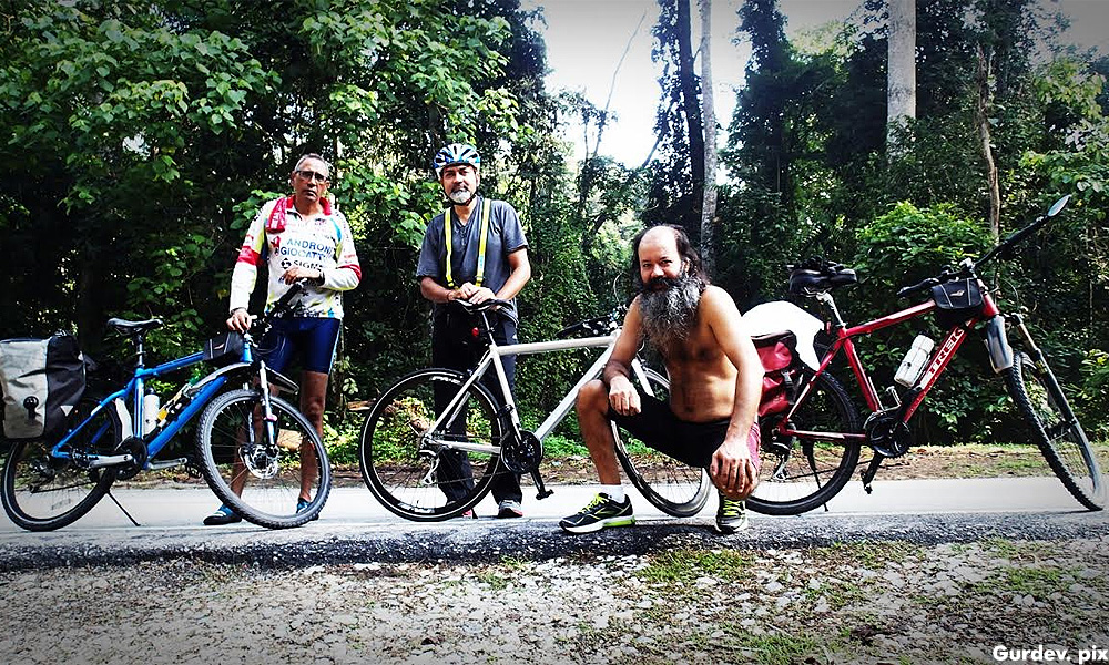Three KL cyclists to raise funds for children with cleft lip, birth defects