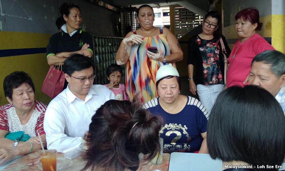 Wanita pengsan dapat 'penyapu terbang' di rumah pangsa