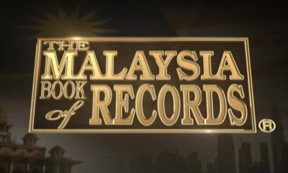 Sofa terpanjang di M'sia kini di Kuantan