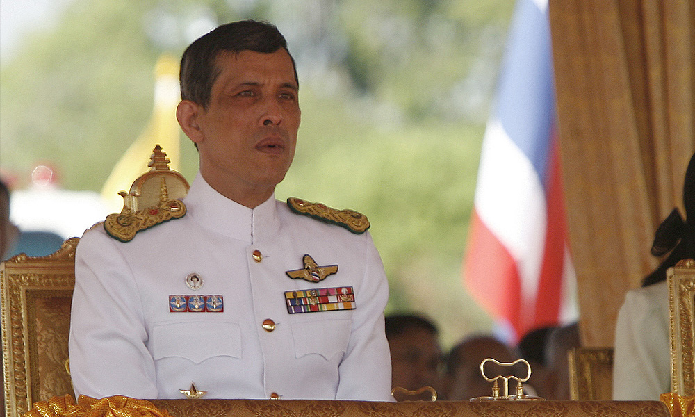 Vajiralongkorn: Putera Mahkota, tentera dan juruterbang