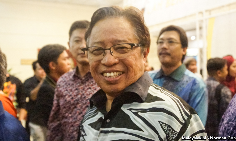 Chinese tourists get special pass to enter Sarawak