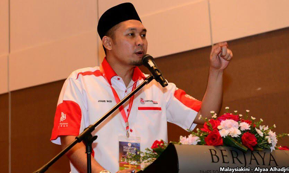 Umno Youth leader wants crackdown on Bersih, red-shirts
