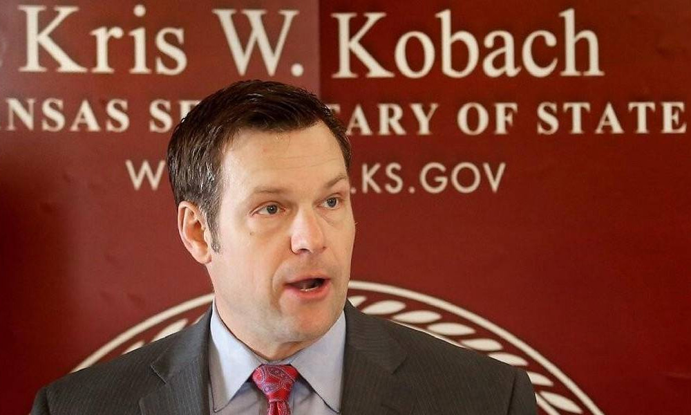 Immigration hardliner says Trump team preparing plans for wall