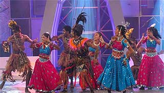 astro aattam 100 vagai indian dance contest 271207 02