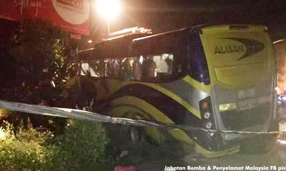 Police probing video of bus driver on phone