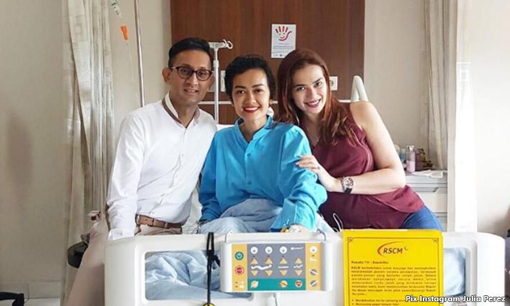Jupe menangis minta doa, diiringi ayat suci