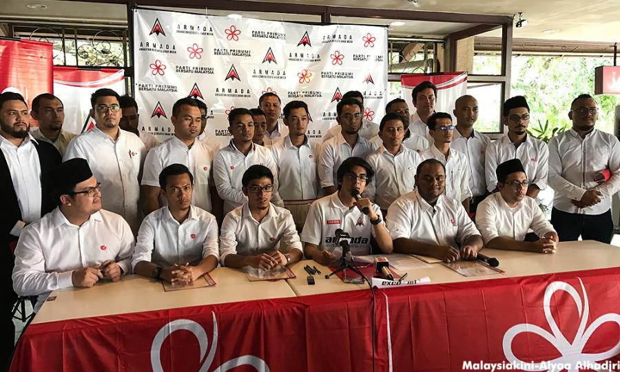 Malaysiakini Young Blood Move Behind Dr M S Quest To Topple Najib