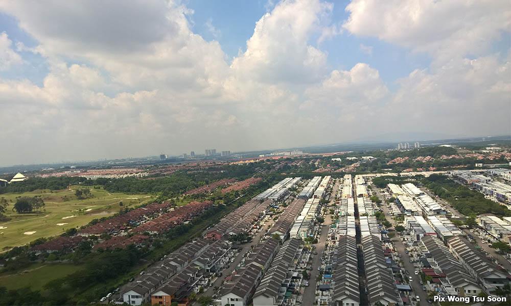 填海建楼与郊区化：新山有无第三条道路？