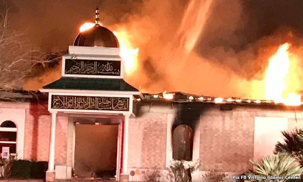 Masjid di AS terbakar, AS$1j derma dikumpul