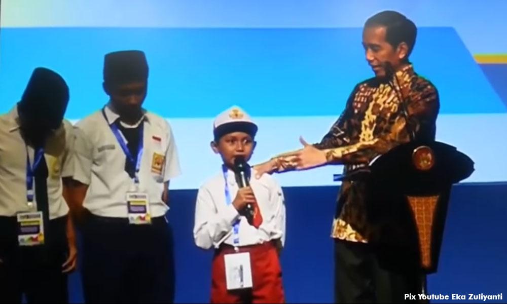 Pelajar tersasul sebut ikan tongkol dapat basikal