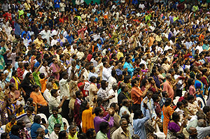 mic gathering cheras 200108 clapping frenzy
