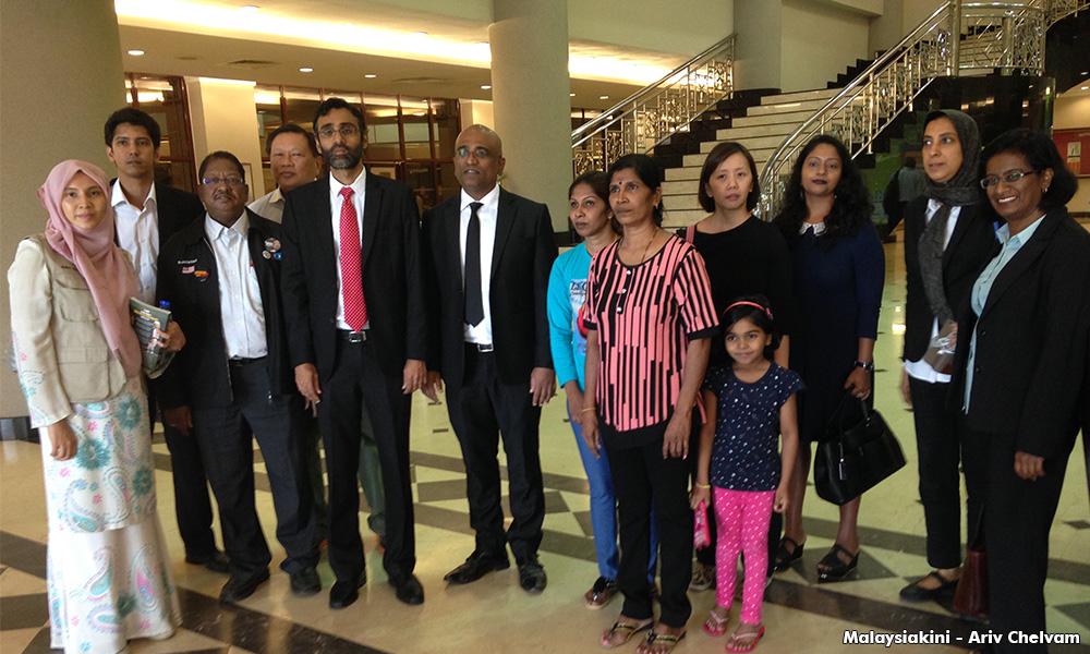 Putrajaya to challenge suits over death row duo in S’pore