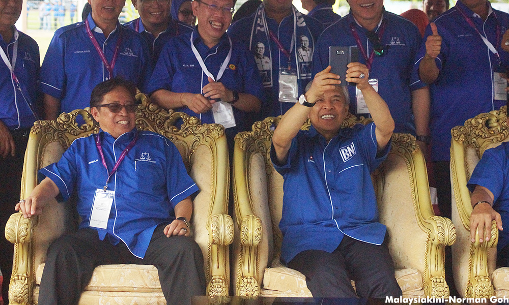 DAP alami krisis kepercayaan, kata Zahid Hamidi