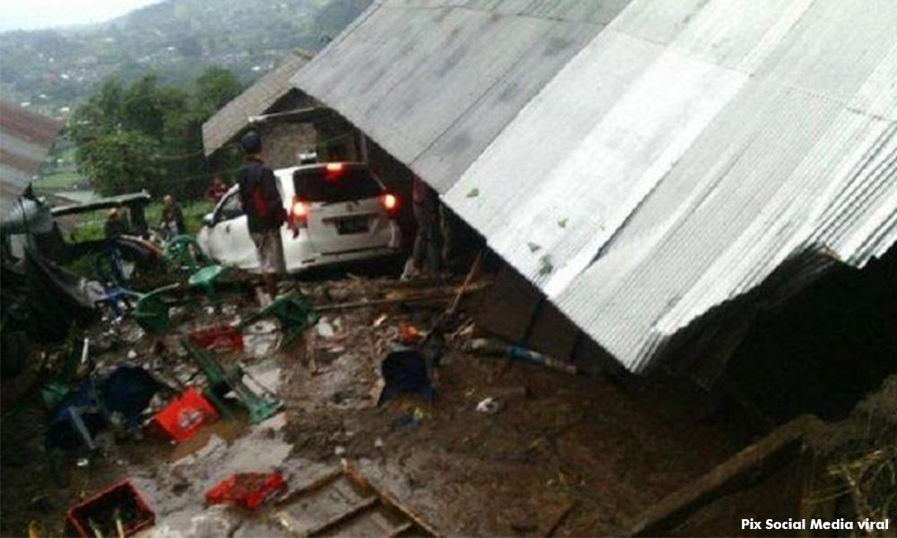 12 maut dalam kejadian tanah runtuh di Bali