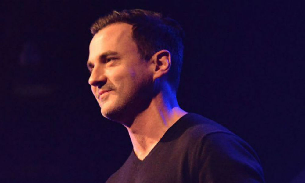 Tommy Page tinggal nama