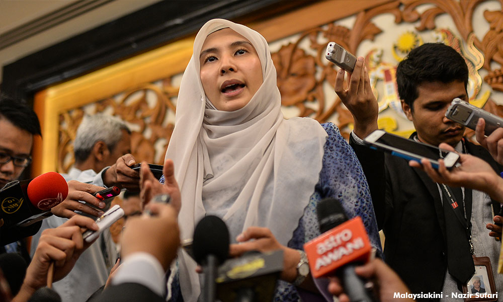 Media working, not picnicking, Pandikar told
