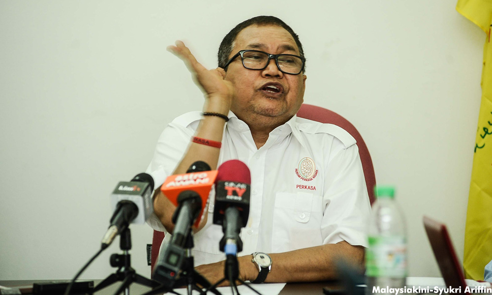 Baik siram pokok bunga dekat rumah, kata Ibrahim