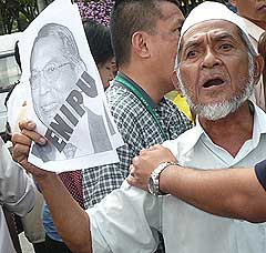 bersih istana negara memo 150208 penipu liar jalaluddin abdul manap