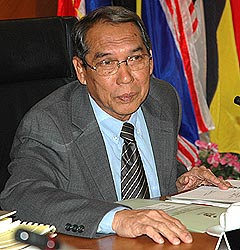 ec announce polling date 140208 serious