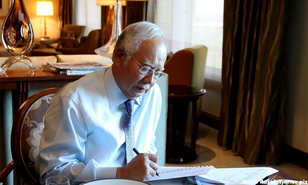 Najib satisfied with national economic growth