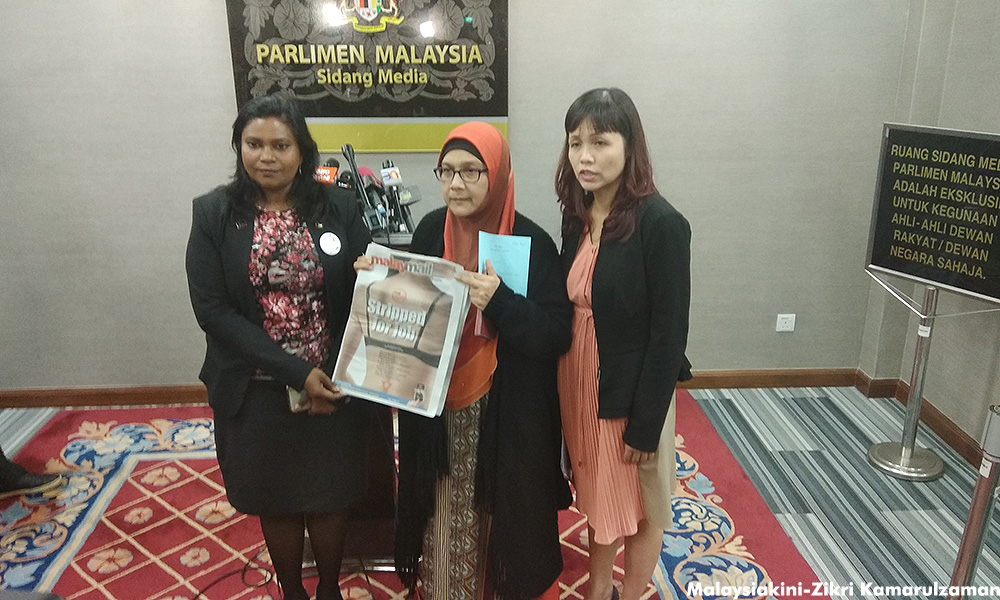 MPs urge gov't to probe Malindo Air over strip-check interview