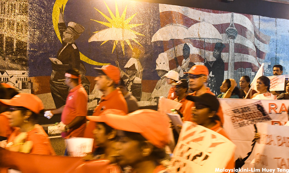 Lupakan asal usul jika mahu jiwa merdeka