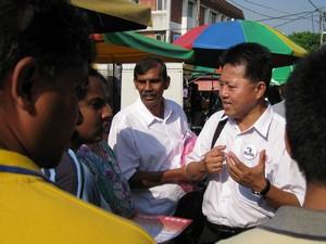 jeff ooi penang visit voters 250208 voter