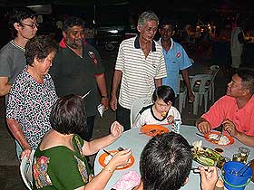 psm semenyih campaign 280208 chatting