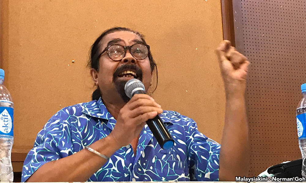 Cops question Hishamuddin Rais over blog post linked to PM
