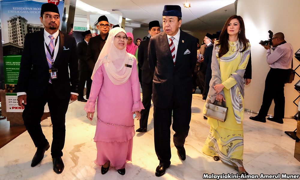 Sultan tak berkenan ahli politik saja dalam GLC